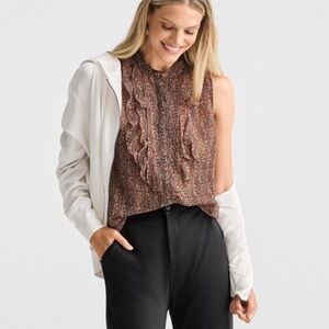 Cabi Tux Ruffle Top size Small